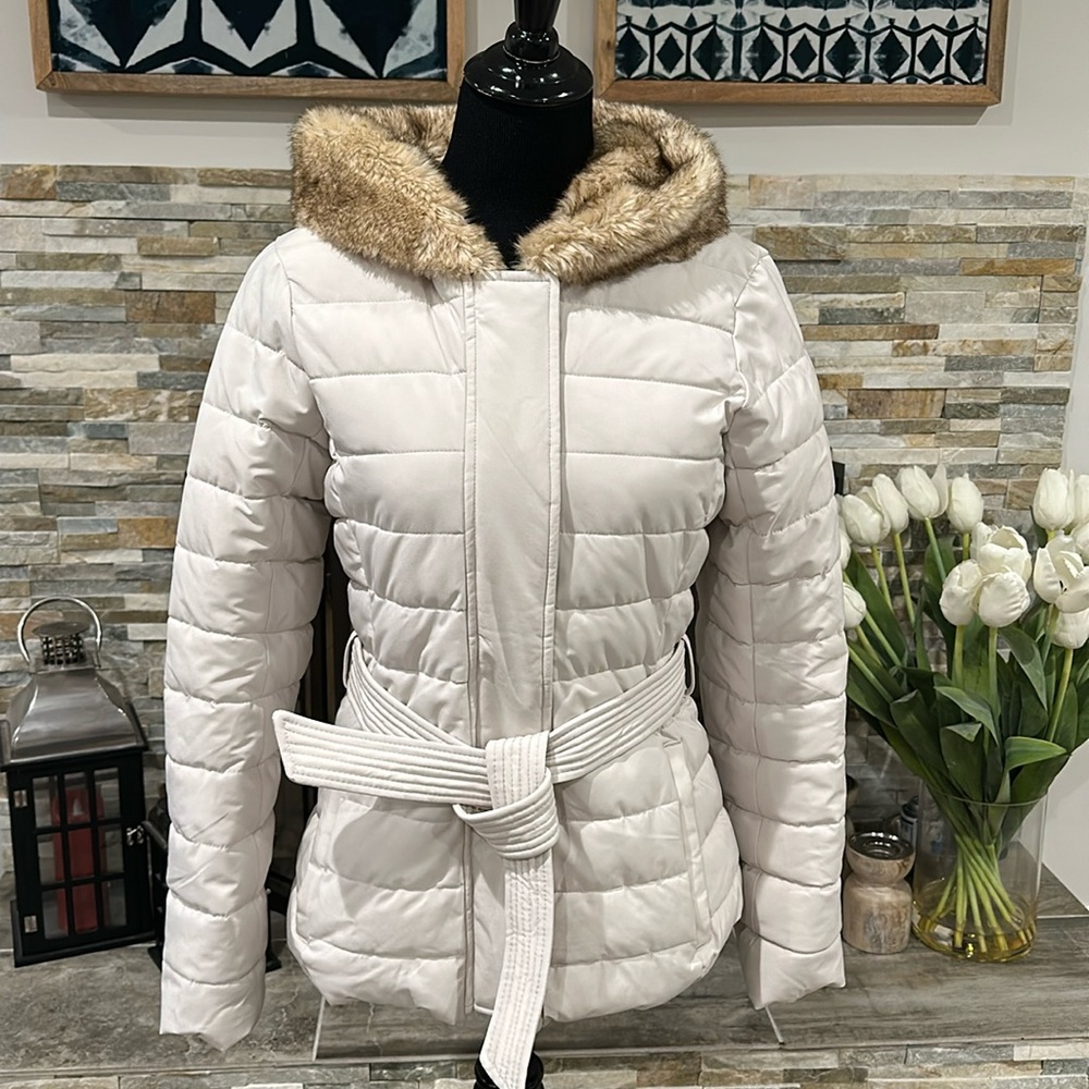 Women’s Abercrombie & Fitch Belted Down Parka Snow Jacket White Fur Hood